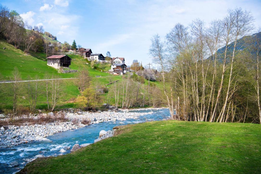 Casa Pasch - Boutique Bed And Breakfast In Cumpadials Sumvitg Exterior foto